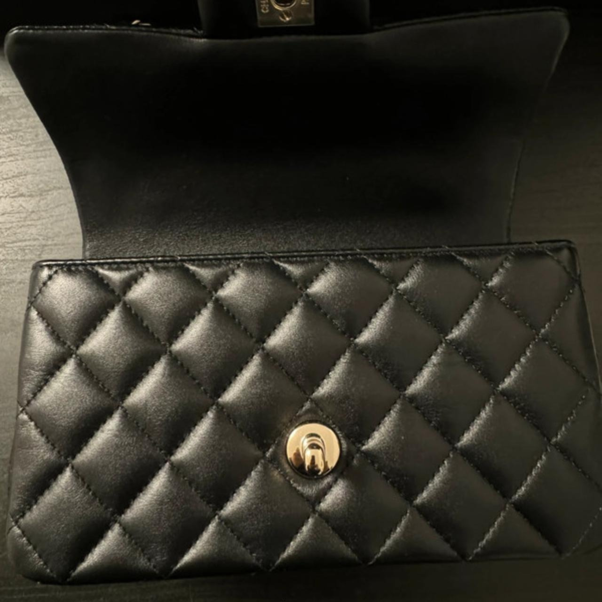 BORSA MINI FLAP CHANEL – NERA