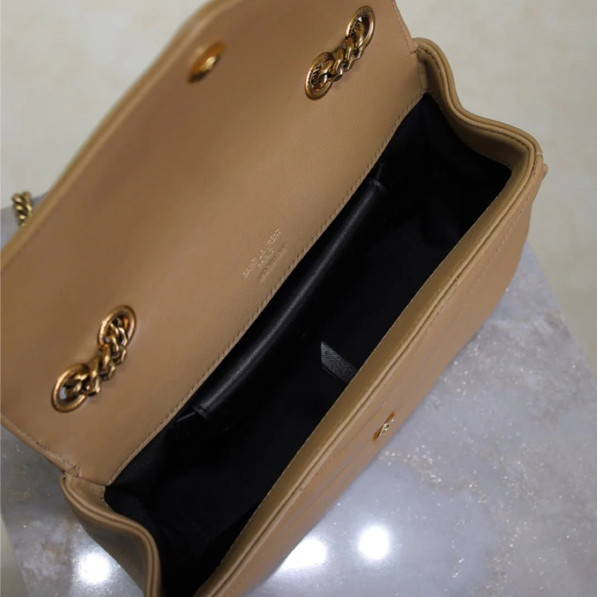 BORSA PICCOLA SAINT LAURENT LOULOU IN PELLE DI AGNELLO MATELASSÉ