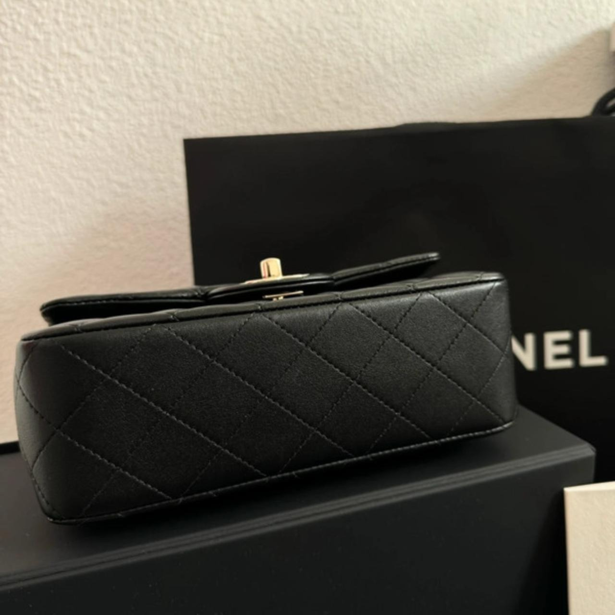 BORSA MINI FLAP CHANEL – NERA
