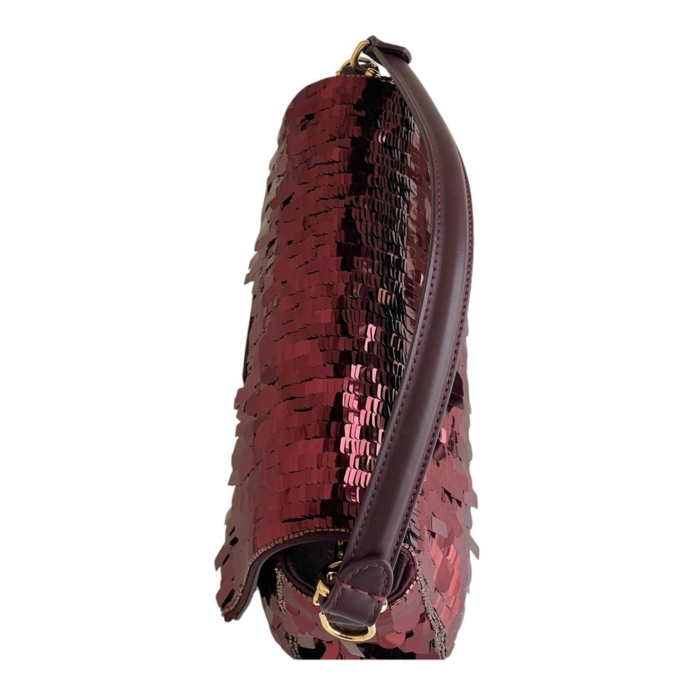 BORSA BAGUETTE FENDI IN PAILLETTES ROSSE