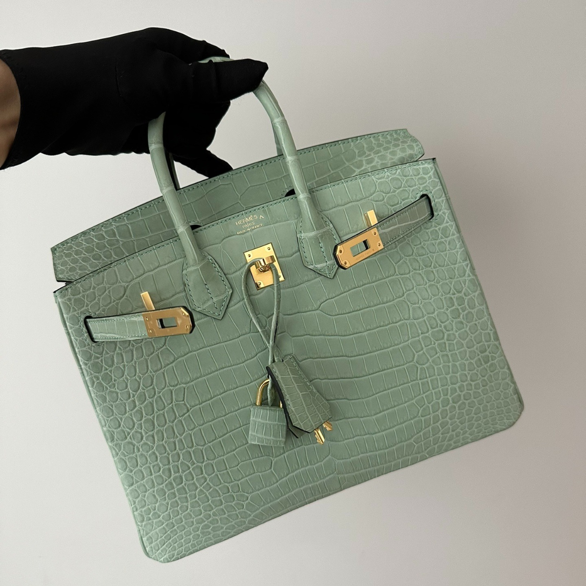 HERMÈS KELLY 28 VERT D'EAU ALLIGATOR – EDIZIONE LIMITATA