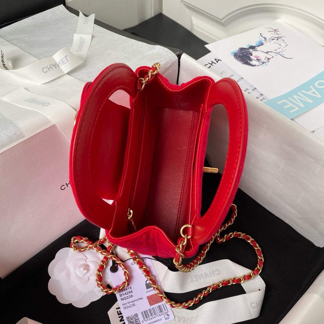 BORSA A MANO CHANEL MATELASSÉ IN TELA ROSSA