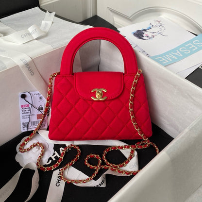BORSA A MANO CHANEL MATELASSÉ IN TELA ROSSA