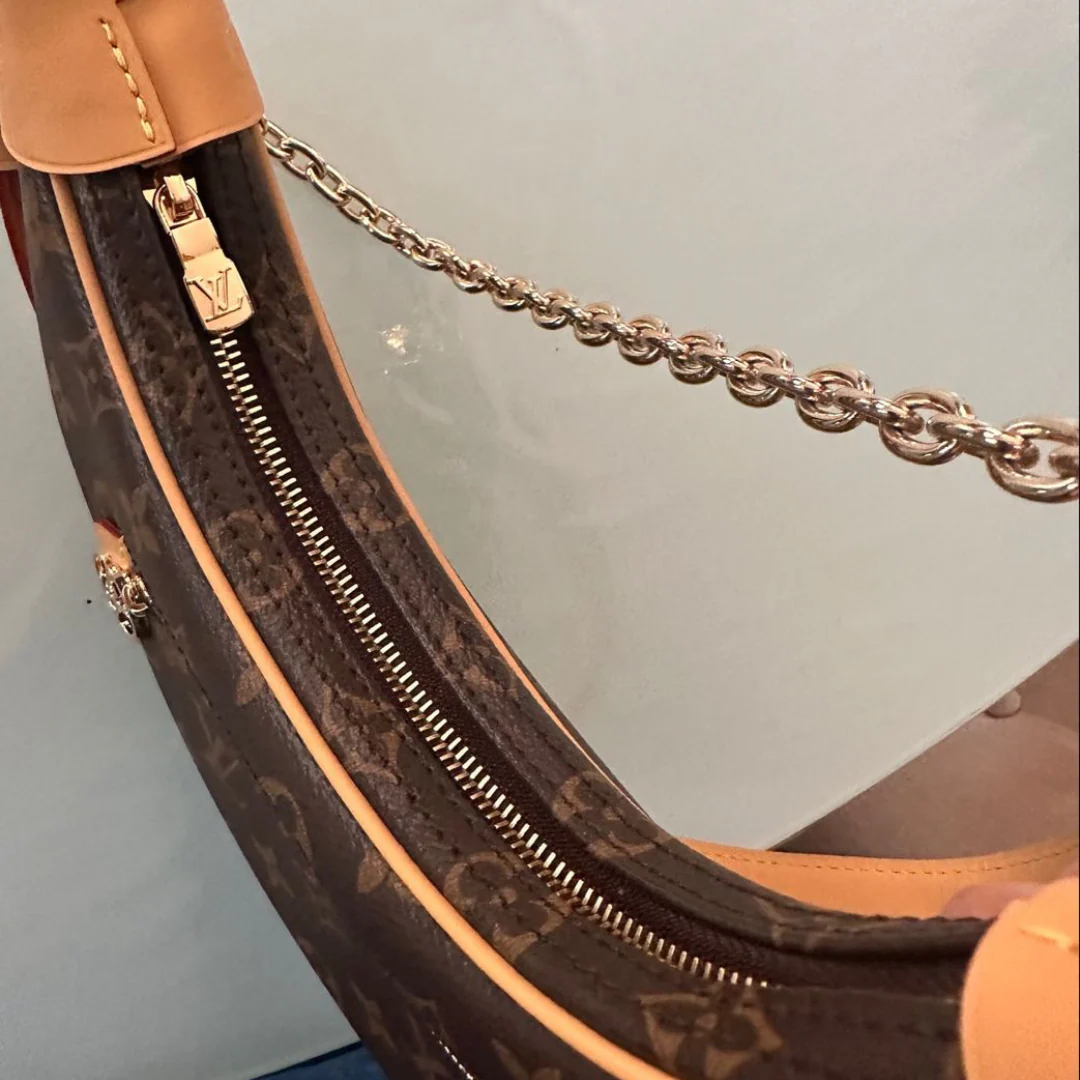 LOUIS VUITTON – BORSA COOKIE BB