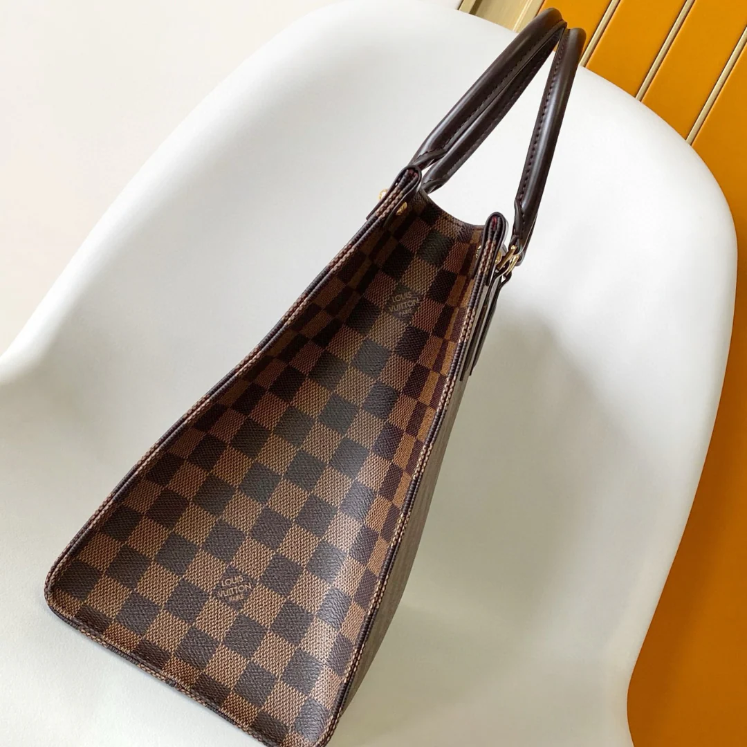 LOUIS VUITTON – BORSA ONTHEGO MM