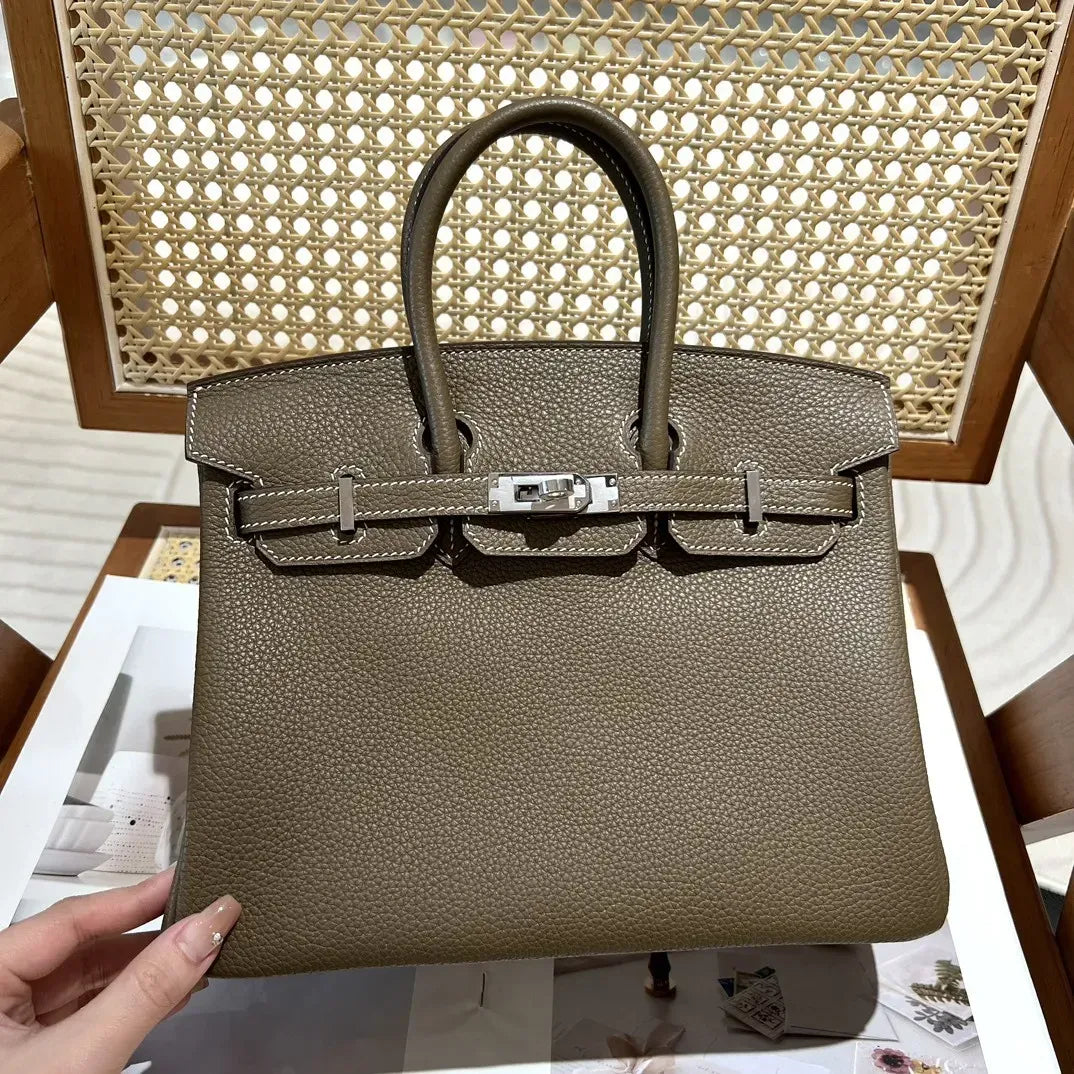 HERMÈS BIRKIN 25 HSS CRAIE/GRIS TOURTERELLE IN PELLE TOGO CON FERRAMENTA IN ORO SPAZZOLATO